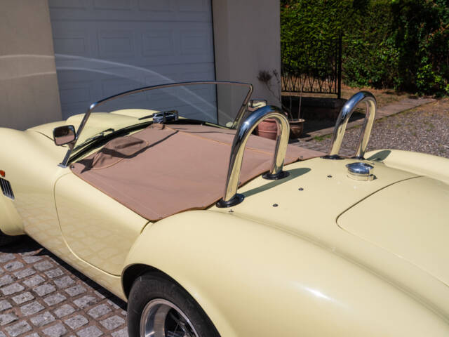 AC Cobra 289