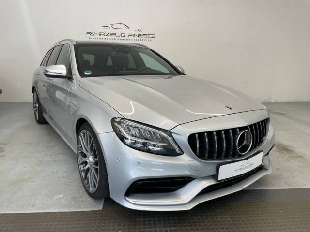 Mercedes-Benz C 63 AMG T