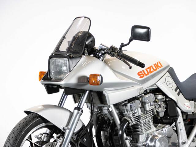 Suzuki GSX 750S Katana