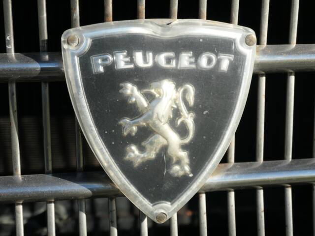 Peugeot 403