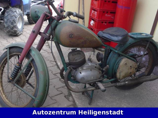 Image 1/2 de CZ DUMMY (1939)