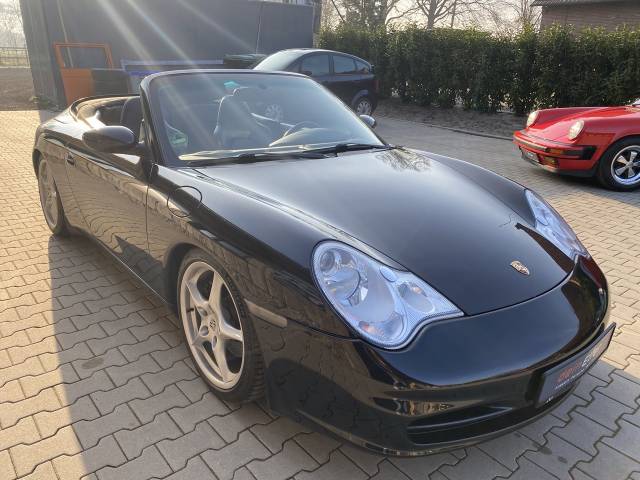 Porsche 911 Carrera