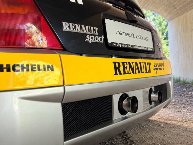 Renault Clio II V6
