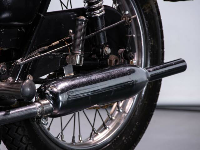 Triumph T 100 Daytona