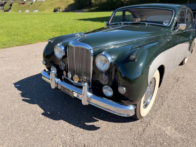 Jaguar Mk IX