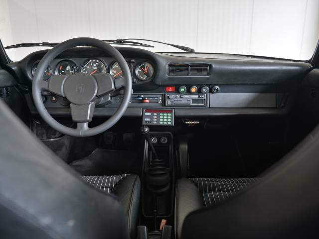 Porsche 911 Turbo 3.3