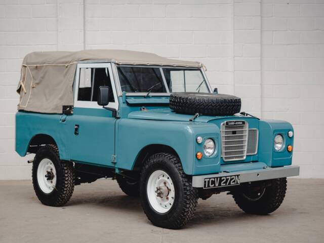 Image 1/8 of Land Rover 88 (1974)