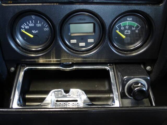 Mercedes-Benz 190 E 2.3-16