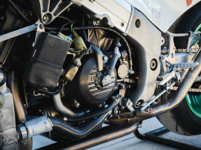 Honda VFR 750R RC 30