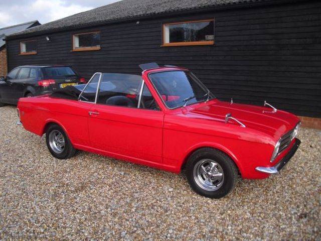 Image 1/10 of Ford Cortina 1600 (1968)