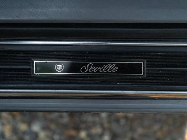Cadillac Seville