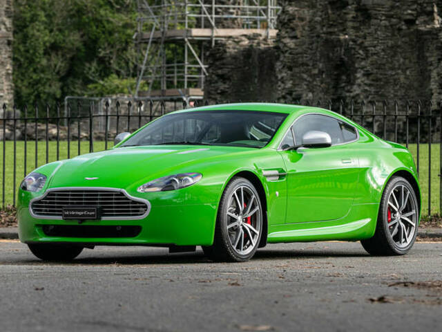 Bild 1/43 von Aston Martin Vantage (2010)