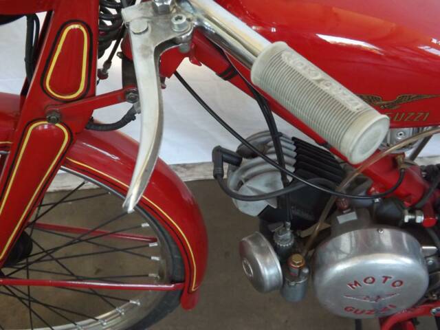 Moto Guzzi Cardellino 65