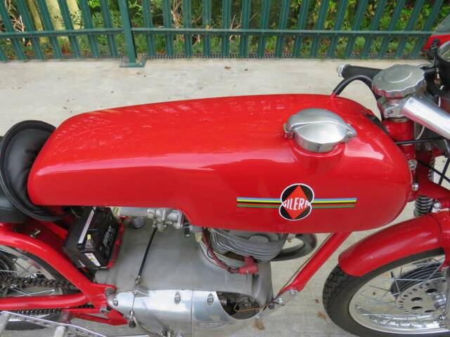 Gilera 175 Extra Rossa