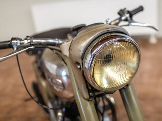 BSA A 10 Golden Flash