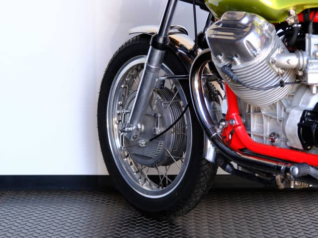 Moto Guzzi V7 Sport
