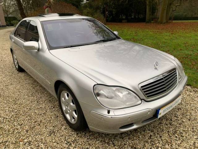 Mercedes-Benz S 500