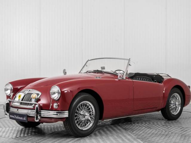 Image 1/50 of MG MGA 1500 (1957)