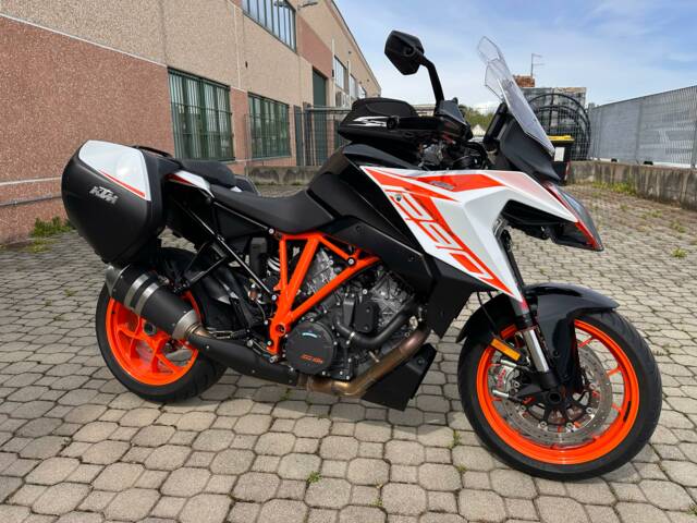 KTM 1290 Super Duke R