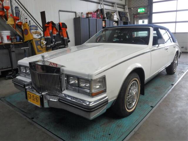 Imagen 1/50 de Cadillac Seville Sedan 4.1L (1985)