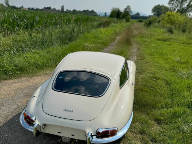 Jaguar E-Type 3.8 Flat Floor