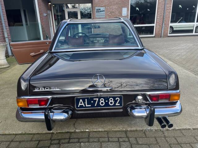Mercedes-Benz 280 SL
