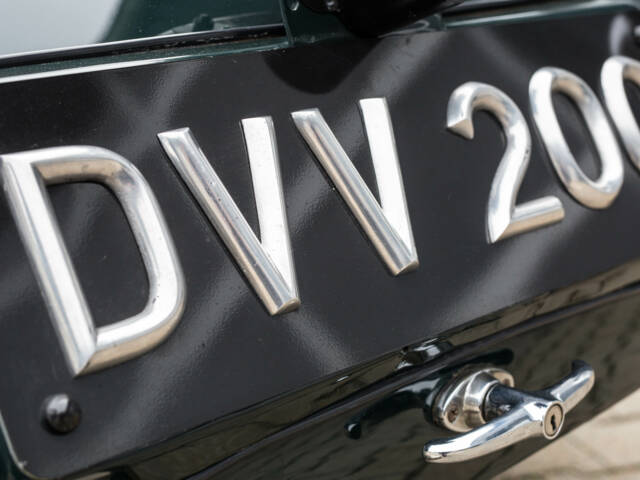 Jaguar XK 120 SE FHC