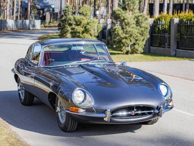 Jaguar E-Type 4.2