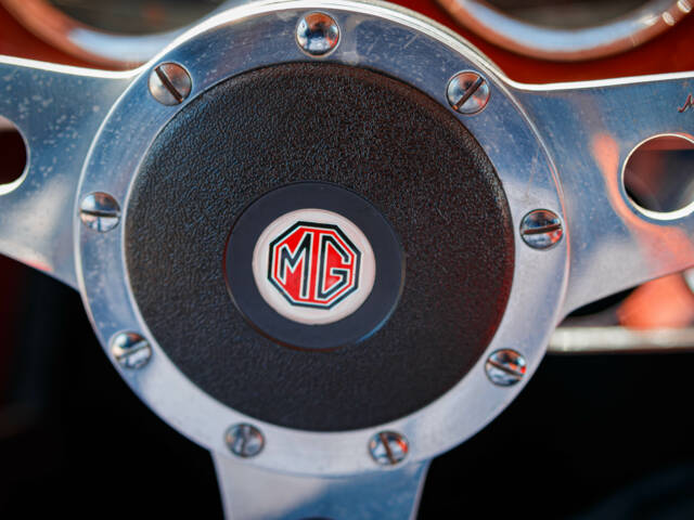 MG MGA 1500