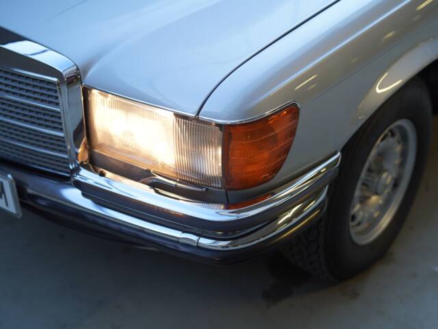 Mercedes-Benz 450 SEL 6,9