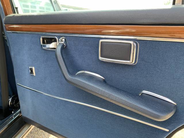 Mercedes-Benz 300 SEL 6.3
