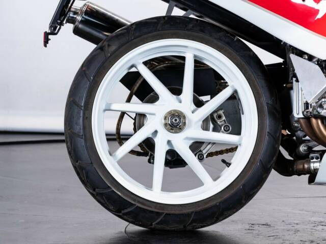 Honda VFR 750R RC 30