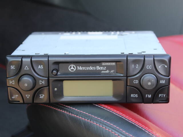 Mercedes-Benz SLK 320