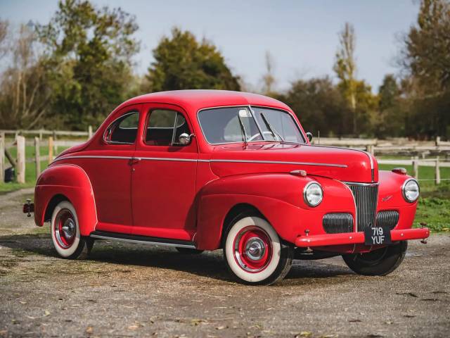 Imagen 1/8 de Ford V8-51 (1941)