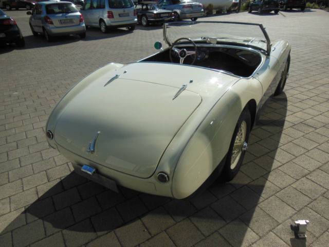 Austin-Healey 100/4M (BN2)