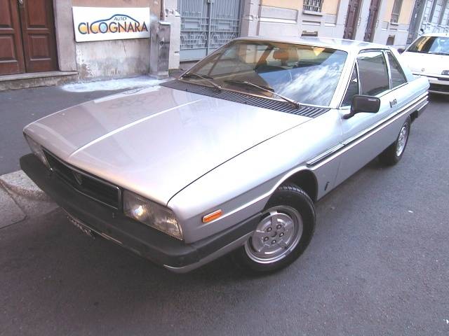 Immagine 1/17 di Lancia Gamma Coupe 2000 (1978)