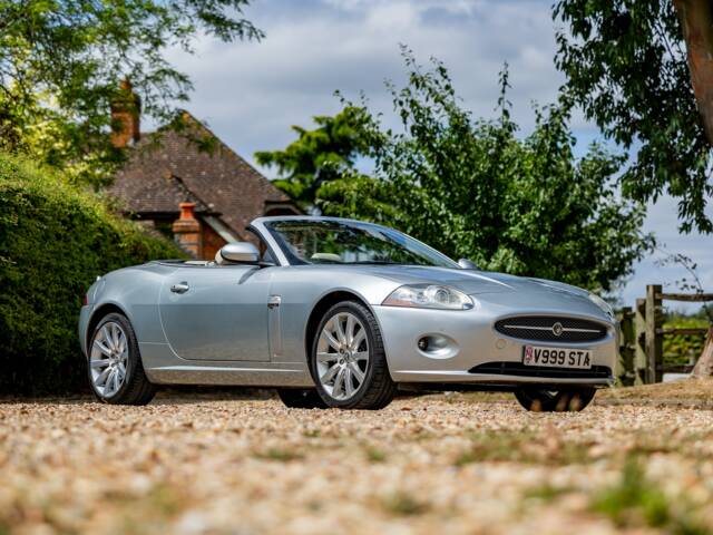Image 1/49 of Jaguar XK 4.2 (2006)
