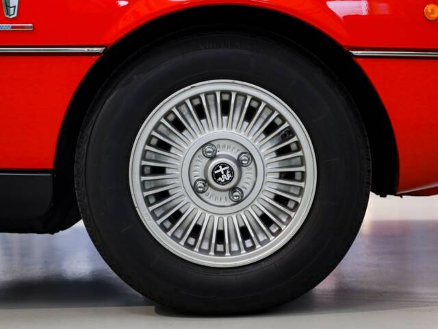 Alfa Romeo Montreal