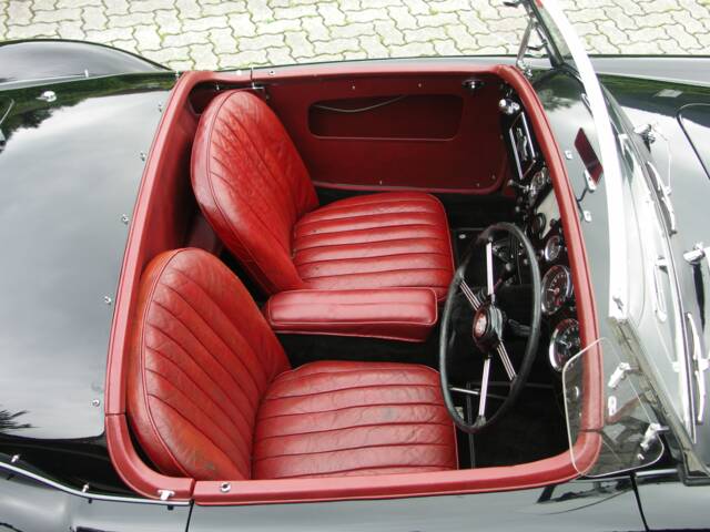 MG MGA 1500