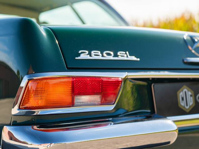 Mercedes-Benz 280 SL
