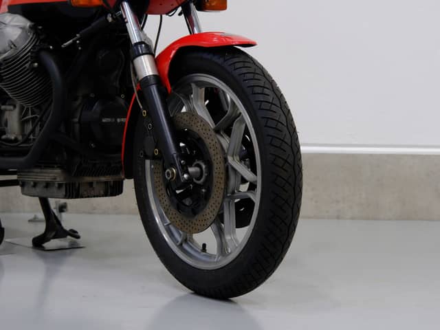 Moto Guzzi 850 LeMans II