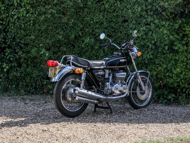 Suzuki GT 550 II
