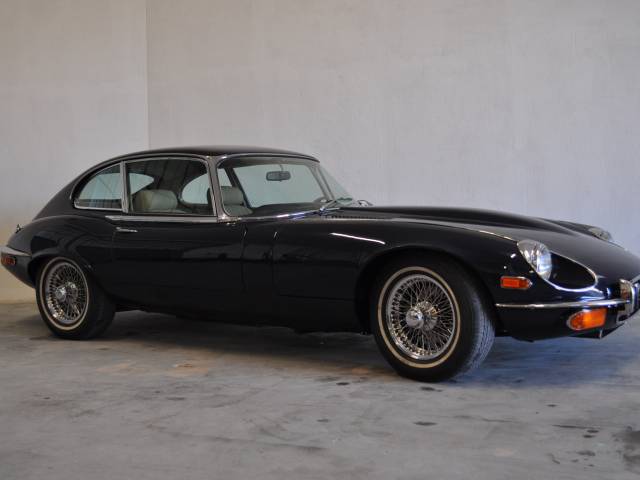 Jaguar E-Type V12 (2+2)