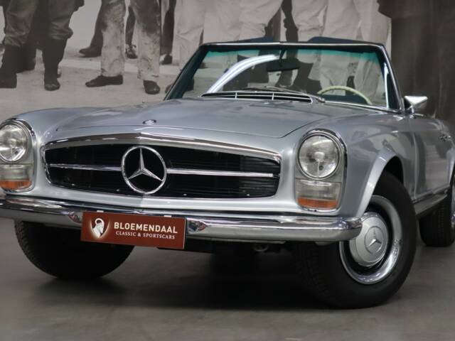 Mercedes-Benz 280 SL