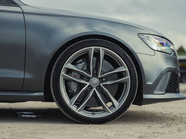 Audi RS6 Avant