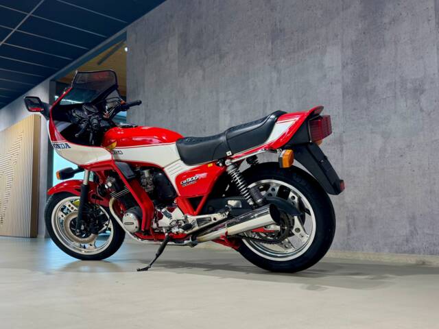 Honda CB 900 F Bol d'Or