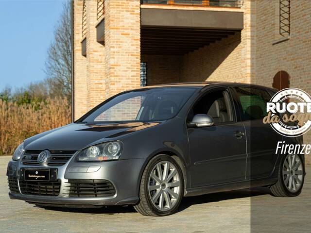 Imagen 1/50 de Volkswagen Golf V 3.2 R32 (2009)