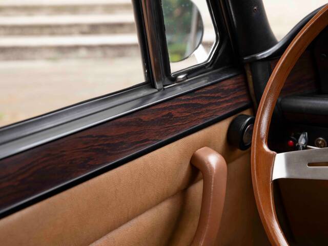 Rover 3500