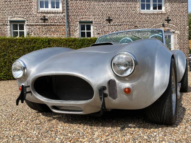 AC Cobra 427