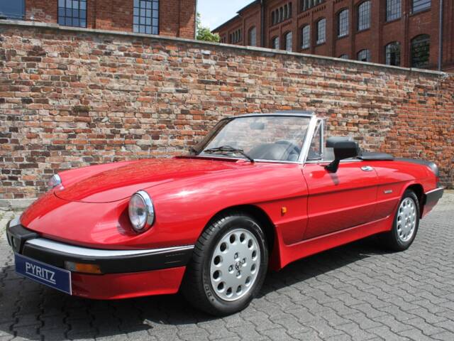 Alfa Romeo 2.0 Spider QV